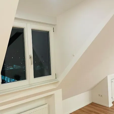 Traumhafte Zwei-zimmer-wohnung Mit Dachterrasse Schloss- Und Neckarblick 公寓 *